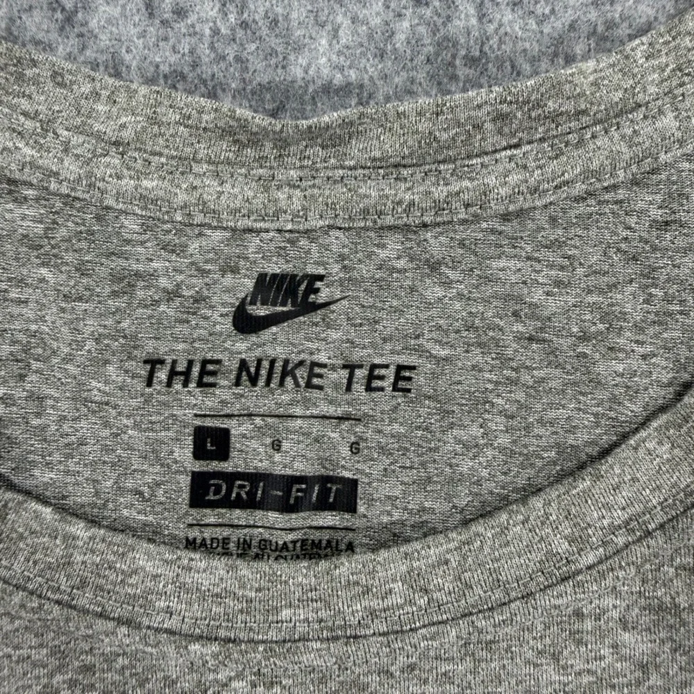 Nike Dri-FIT Gray Heather Brown University Graphic T-Shirt Womens L Short Sleeve